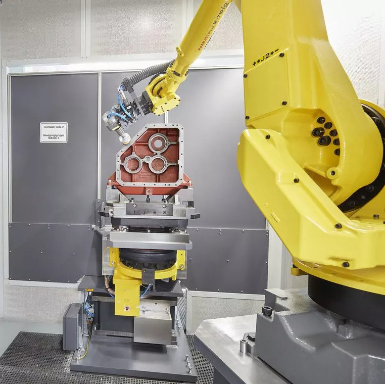 The 6-axis deburring robot